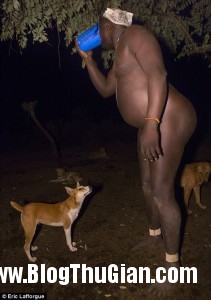 images1282823 bo lac bodi thi beo 3 211x300 Nơi mà những người đàn ông béo được tôn vinh.