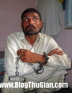 Đào hơn 100 ngôi mộ người chết lên để ăn thịt 140415 2an 5d6cb 231x300 Đào hơn 100 ngôi mộ người chết lên để ăn thịt