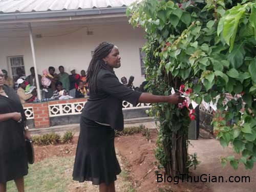 26 người phụ nữ sau khi thức giấc đã phát hiện đồ lót trên người 1410765385 chuyen la 1 26 người phụ nữ sau khi thức giấc đã phát hiện đồ lót trên người