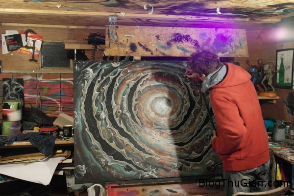 Họa sĩ Lloyd Canning khẳng định đã bị người ngoài hành tinh bắt cóc 6 lần. hoa si khang dinh minh da gap nguoi ngoai hanh tinh 6 lan trong 10 nam1 Họa sĩ Lloyd Canning khẳng định đã bị người ngoài hành tinh bắt cóc 6 lần.