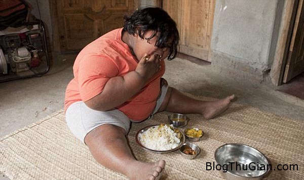 Bé gái Ấn Độ 9 tuổi nặng 92 kg girl1 6566 1407228604 Bé gái Ấn Độ 9 tuổi nặng 92 kg