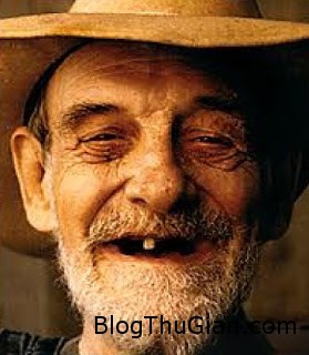 Ý nghĩa giấc mơ thấy gặp cụ già hài hước hay chọc cười ynghiagiacmo 151 Ý nghĩa giấc mơ thấy gặp cụ già hài hước hay chọc cười